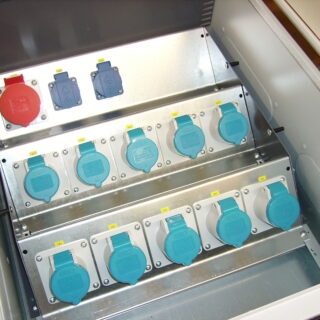 Eiskon pistorasiakeskus